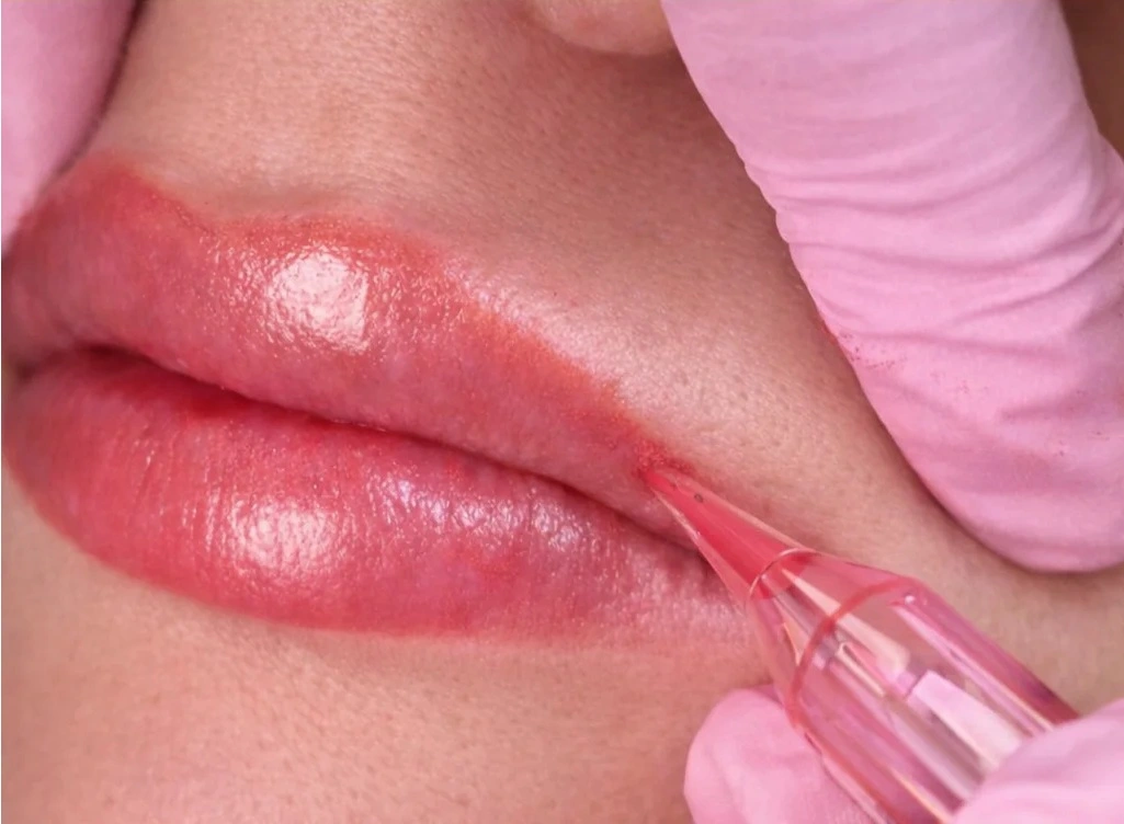 micropigmentacion de labios